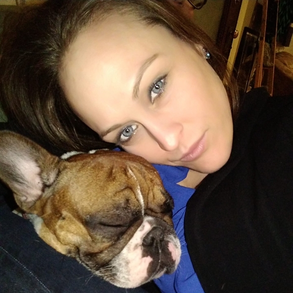 Meet your Posher, Lauren - Picture 1 of 1